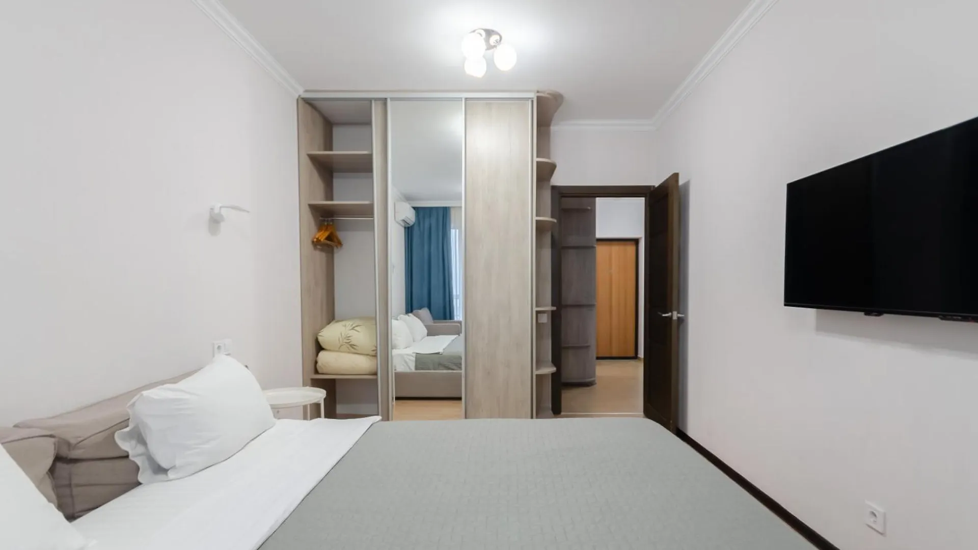 Petrovdom Apartments 10-41B In Rc Kvartet, Vasyl Lypkivskyi 16B Киев Украина