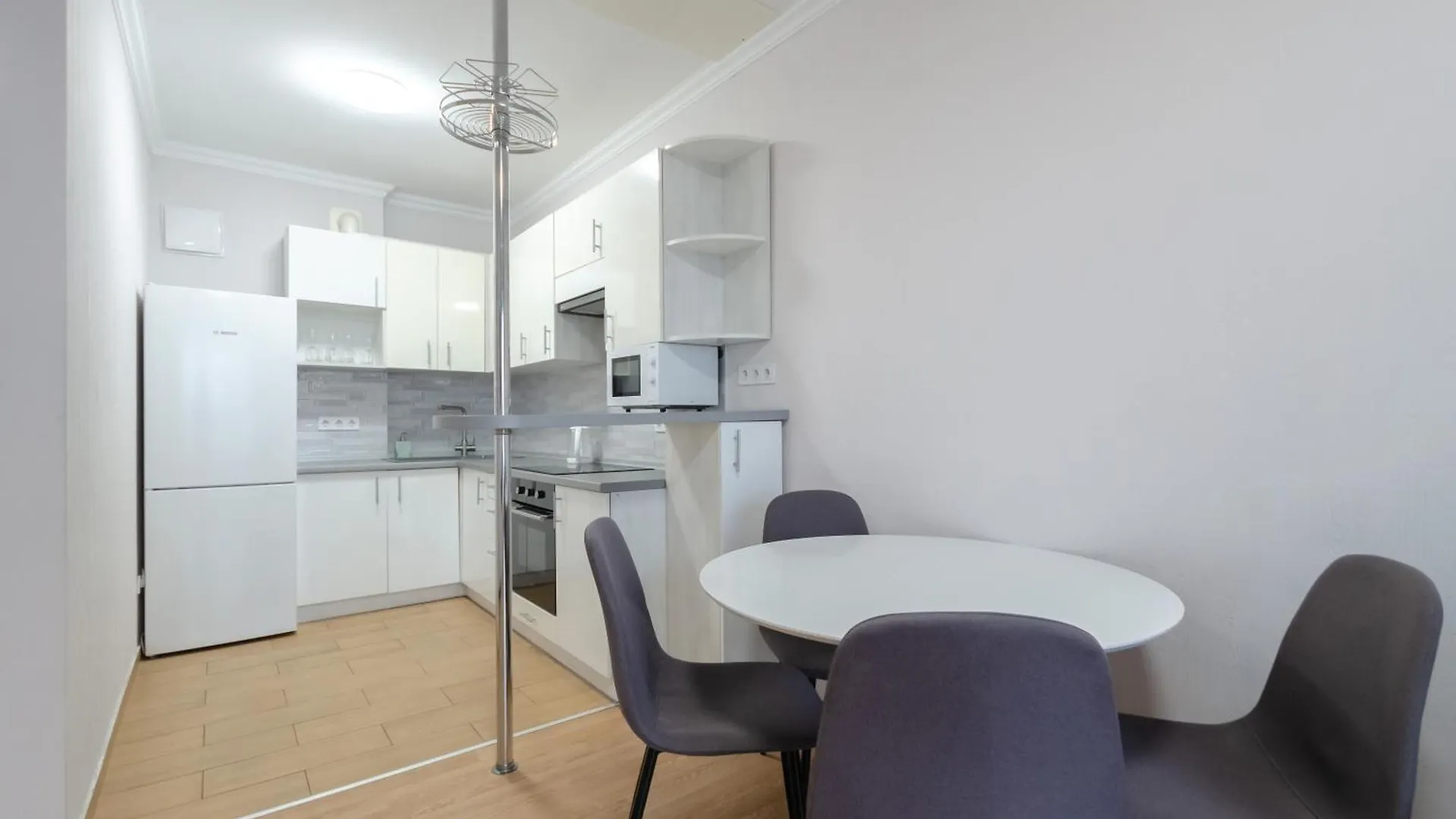 Petrovdom Apartments 10-41B In Rc Kvartet, Vasyl Lypkivskyi 16B Киев Украина