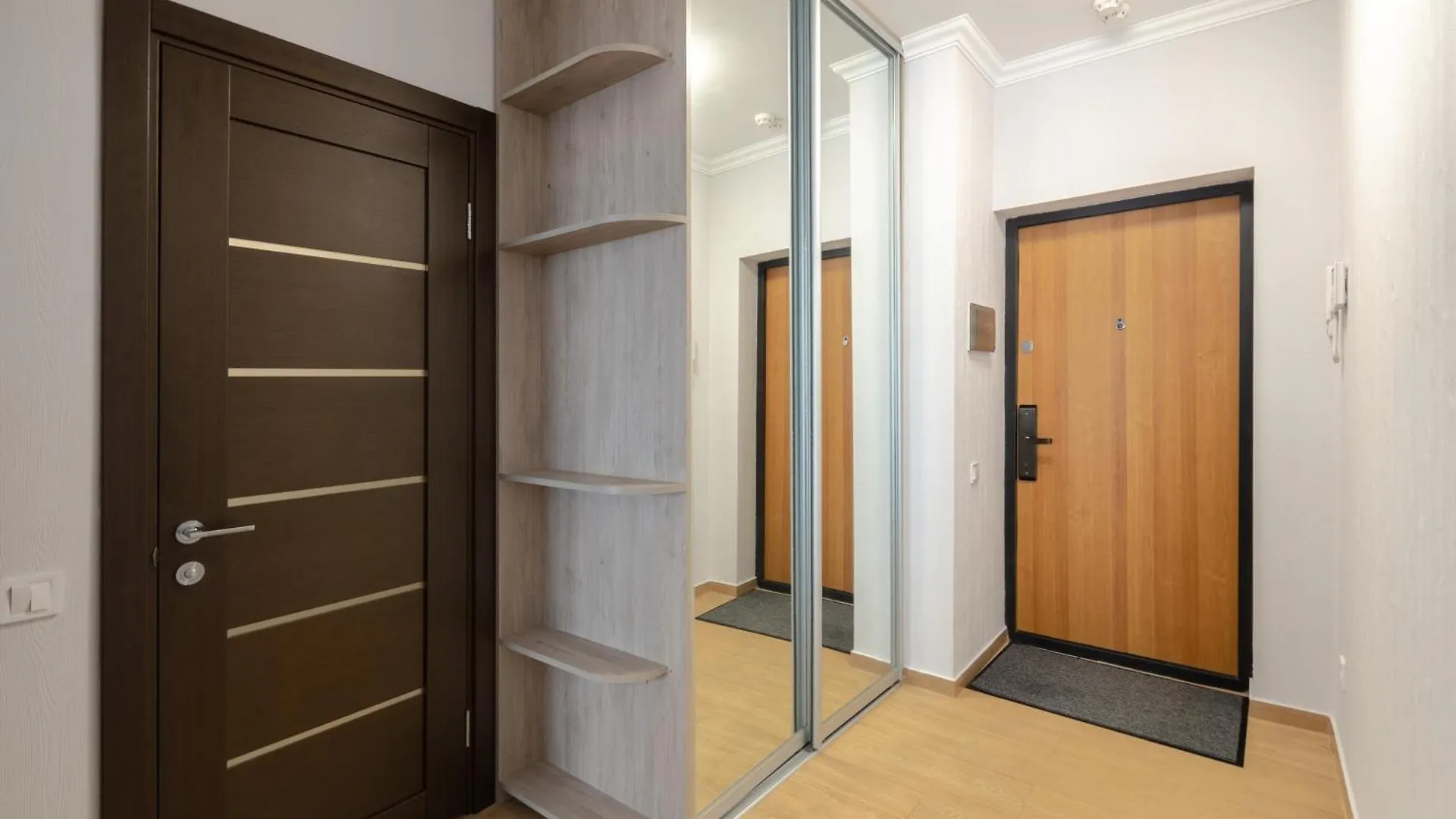 Petrovdom Apartments 10-41B In Rc Kvartet, Vasyl Lypkivskyi 16B Киев
