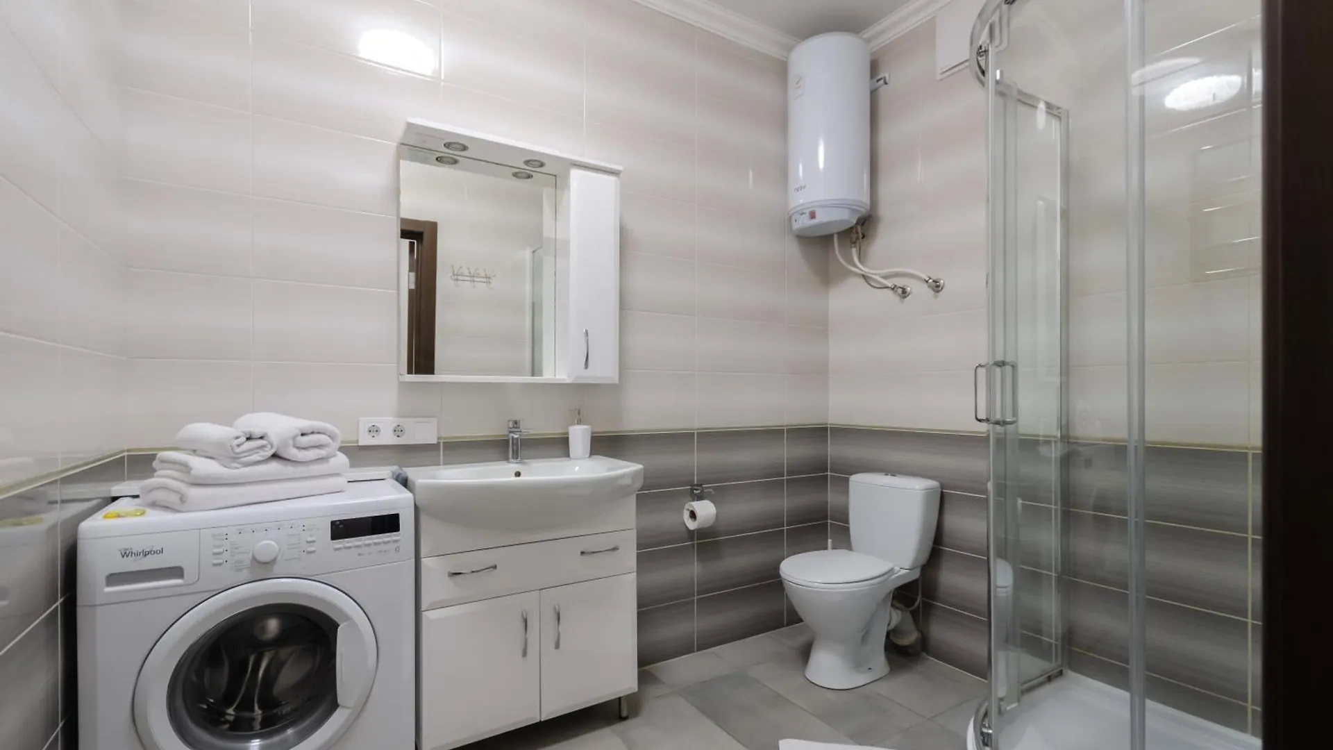 Petrovdom Apartments 10-41B In Rc Kvartet, Vasyl Lypkivskyi 16B Киев Украина