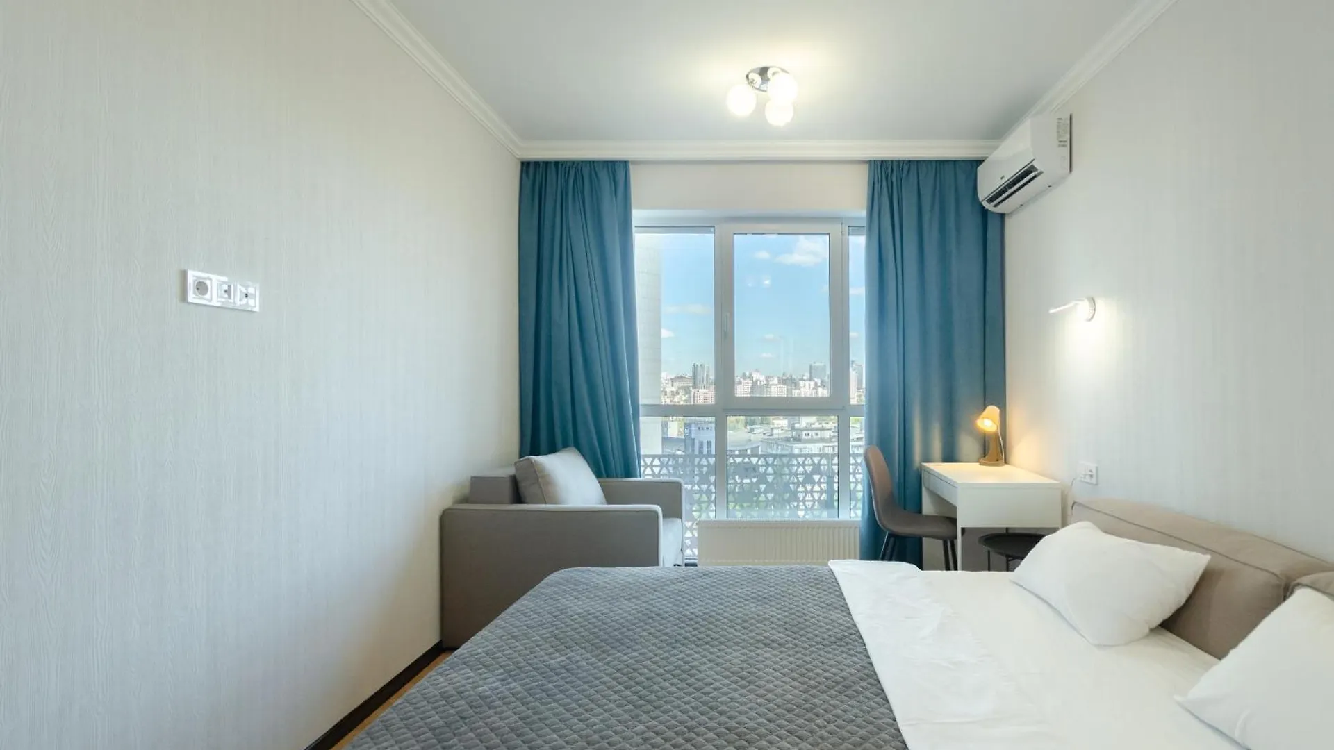 Petrovdom Apartments 10-41B In Rc Kvartet, Vasyl Lypkivskyi 16B Киев